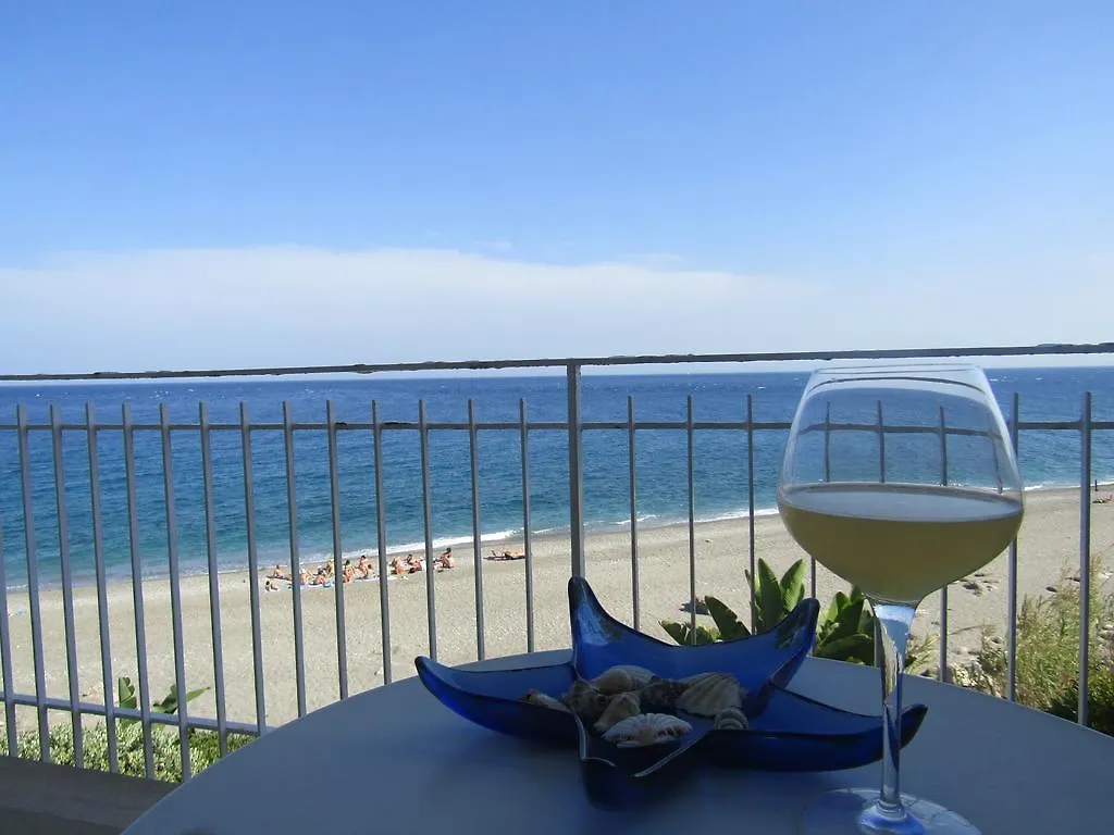 Appartamento Mare Mare Forza dʼAgro 0*,  Olaszország
