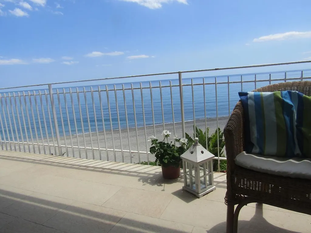 Appartamento Mare Mare Forza dʼAgro 0*,
