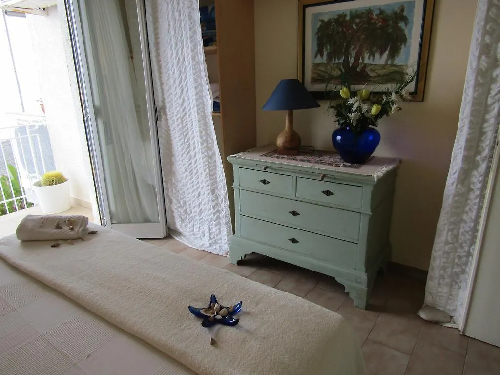 Apartment Appartamento Mare Mare Forza d'Agro